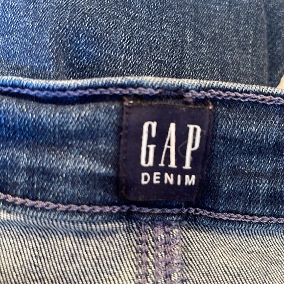 GAP Red Stripe True Skinny Jeans EUC - Picture 9 of 10